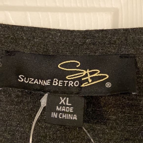 Suzanne Betro length 33” bust 42” Jacket size XL Chic Gray Flared Sleeves 20” - Picture 2 of 12